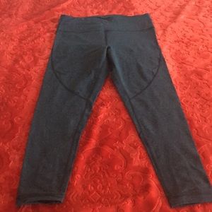 NWT - Calvin Klein leggings, size Medium